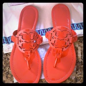 Bright Samba Red Tory Burch sandals.